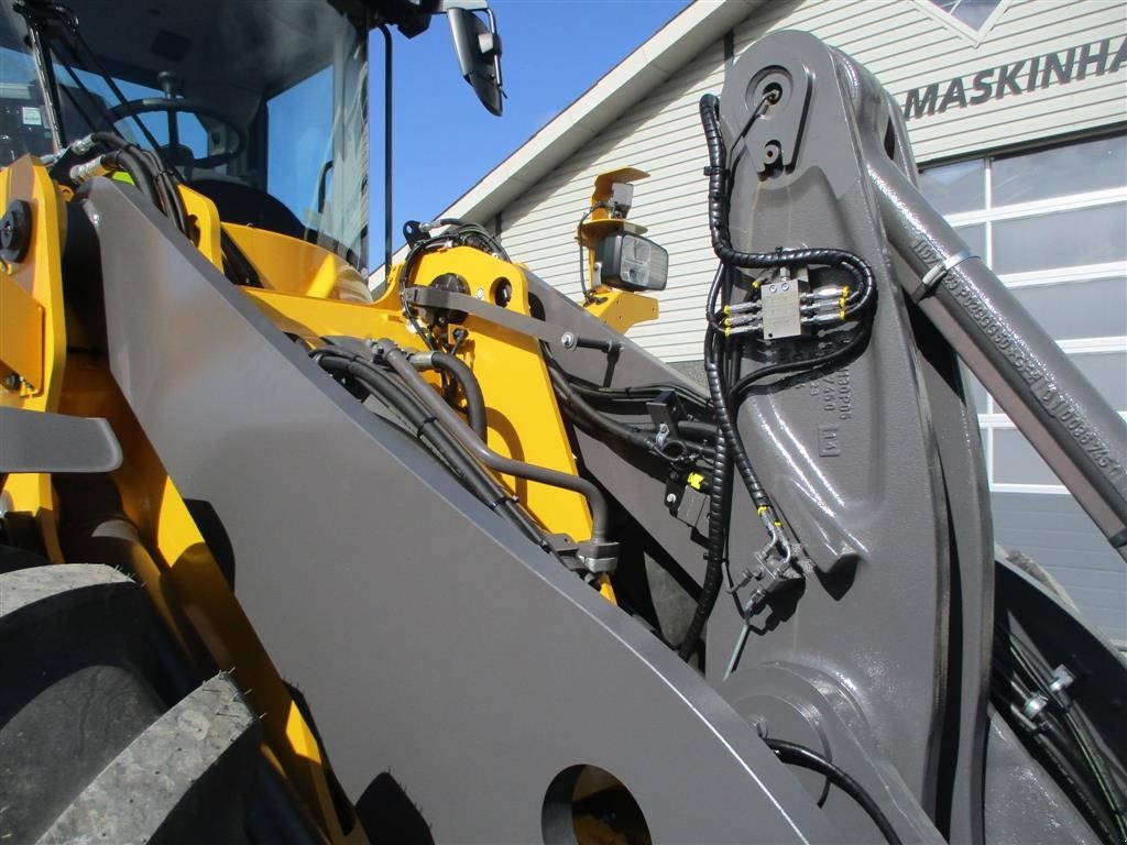 Radlader des Typs Volvo L90H H2 AGRICULTURE Dansk-maskine, Co-Pilot, LANG-BOM & med 750mm Michelin MEGA X BIB hjul.  BEMÆRK MED GARANTI FRA VOLVO FREM TIL DEN 23.1.2027, Gebrauchtmaschine in Lintrup (Bild 19)