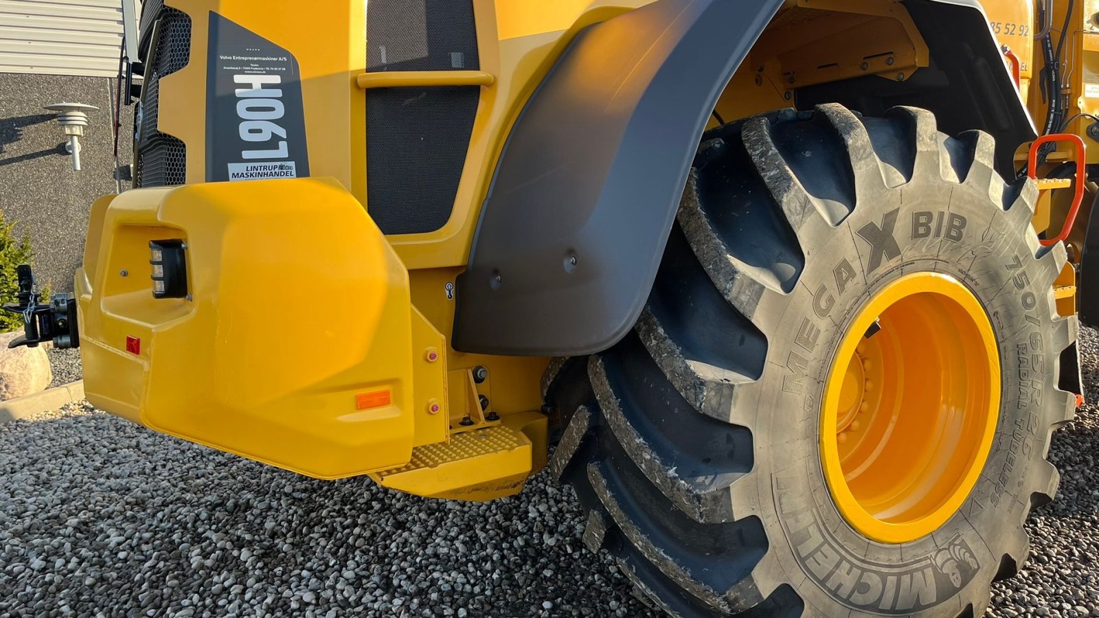 Radlader of the type Volvo L90H H2 AGRICULTURE Dansk-maskine, Co-Pilot, LANG-BOM & med 750mm Michelin MEGA X BIB hjul.  BEMÆRK MED GARANTI FRA VOLVO FREM TIL DEN 23.1.2027, Gebrauchtmaschine in Lintrup (Picture 19)