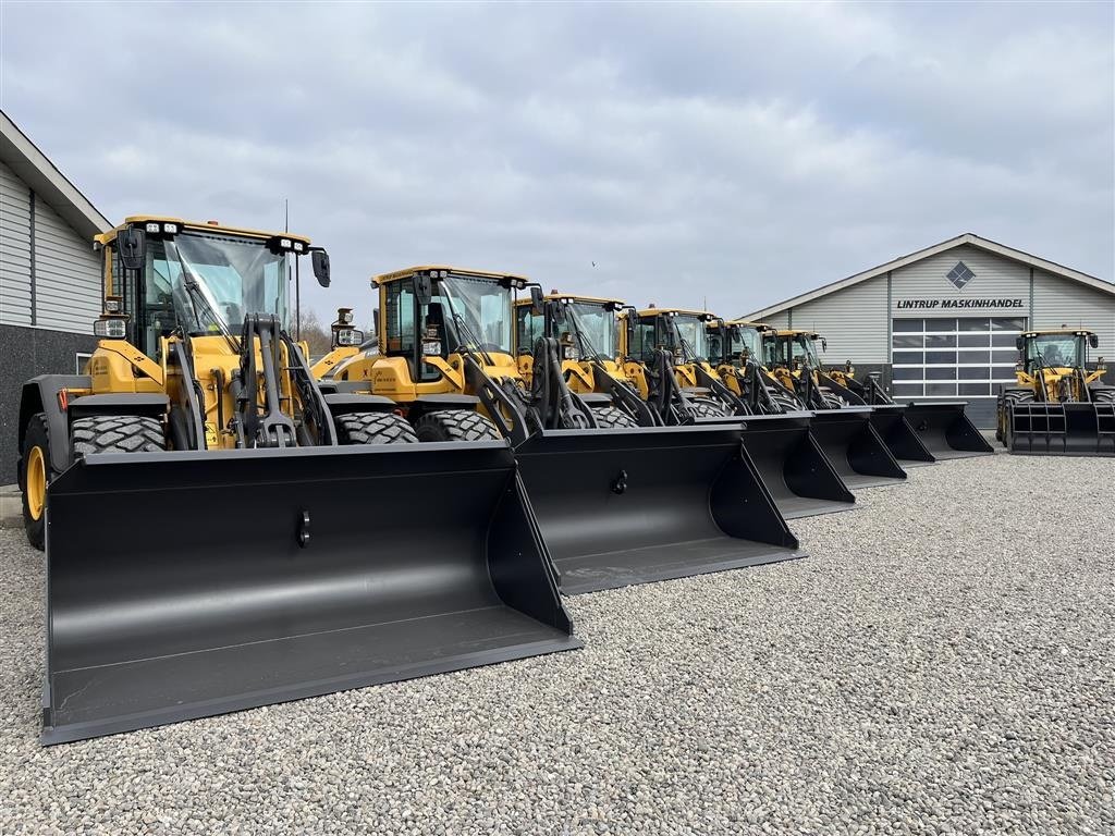 Radlader des Typs Volvo SALG & UDLEJNING AF GUMMIGEDER OGSÅ MED FORKØBSRET. SE HER!, Gebrauchtmaschine in Lintrup (Bild 13)