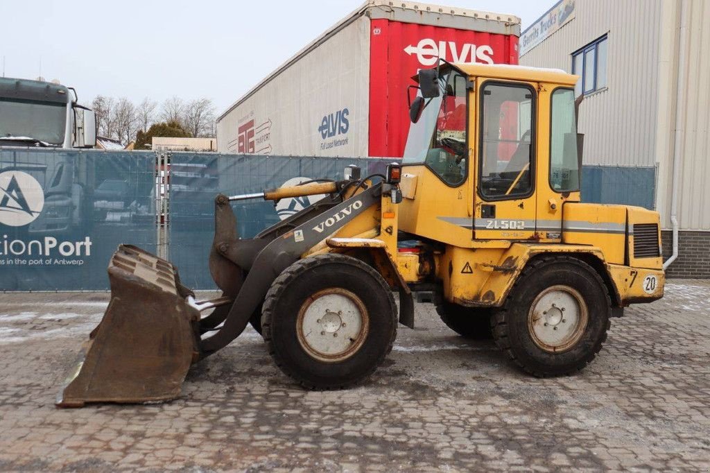 Radlader of the type Volvo ZL502C, Gebrauchtmaschine in Antwerpen (Picture 1)