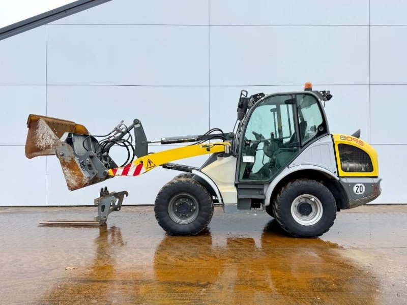 Radlader typu Wacker Neuson Kramer 8095 - 4 Wheel Steering / Bucket + Forks, Gebrauchtmaschine v Veldhoven (Obrázek 1)