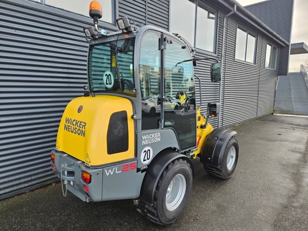 Radlader του τύπου Wacker Neuson WL 25, Gebrauchtmaschine σε Fårevejle (Φωτογραφία 3)