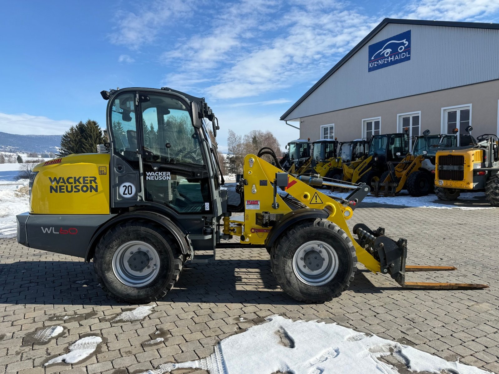 Radlader van het type Wacker Neuson WL 60, Gebrauchtmaschine in Neureichenau (Foto 4)