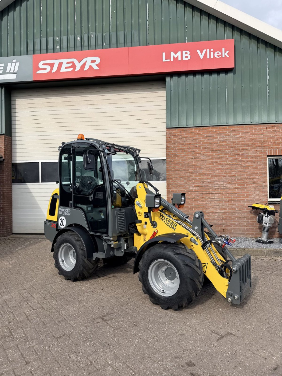 Radlader des Typs Wacker Neuson wl25, Neumaschine in Putten (Bild 1)