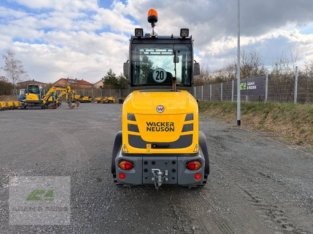 Radlader du type Wacker Neuson WL32, Gebrauchtmaschine en Neudrossenfeld (Photo 8)