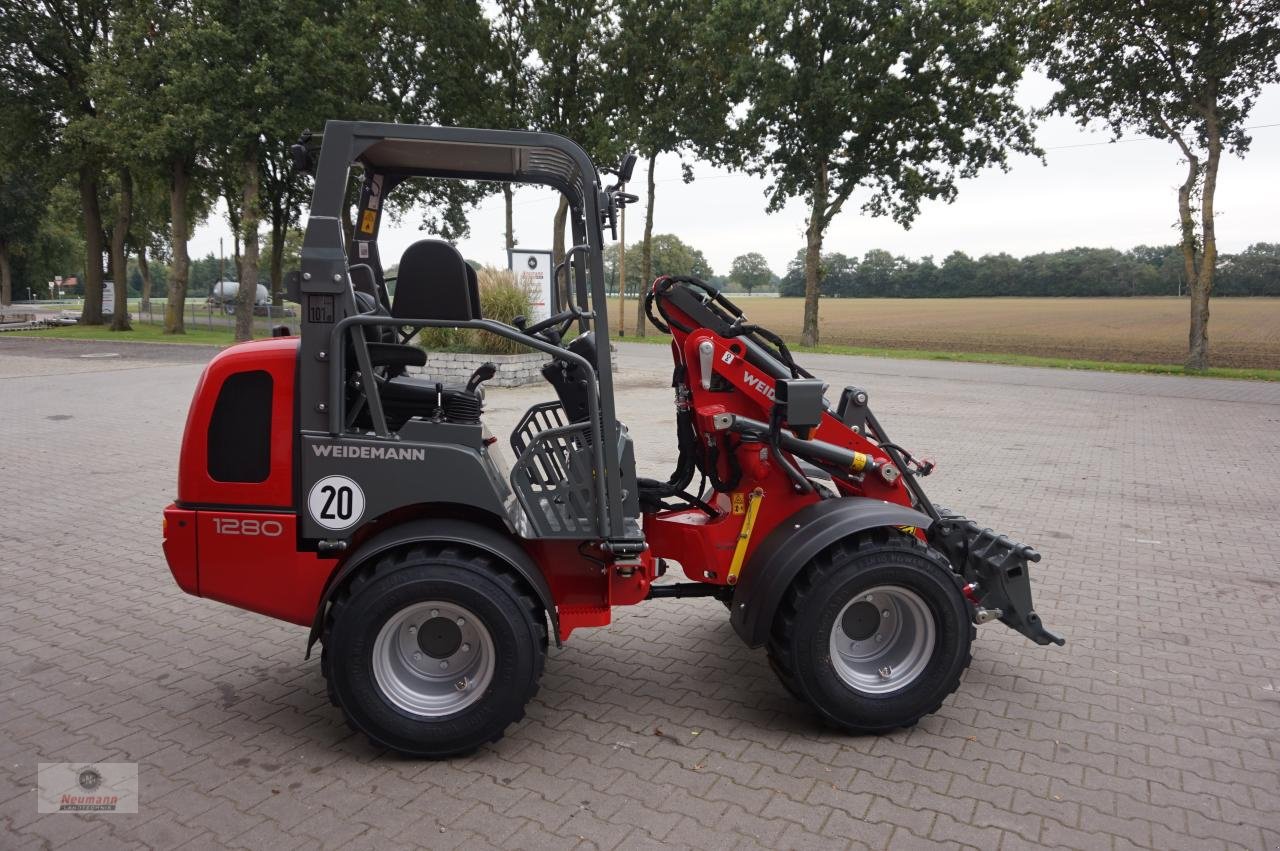 Radlader des Typs Weidemann  1280, Neumaschine in Barßel (Bild 2)
