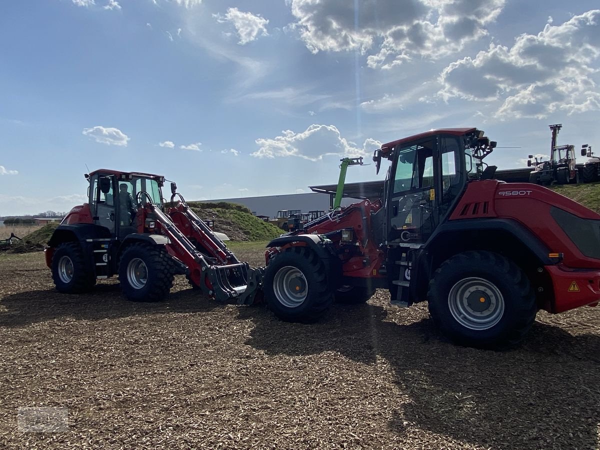 Radlader des Typs Weidemann  9080 Radlader, Neumaschine in Burgkirchen (Bild 14)