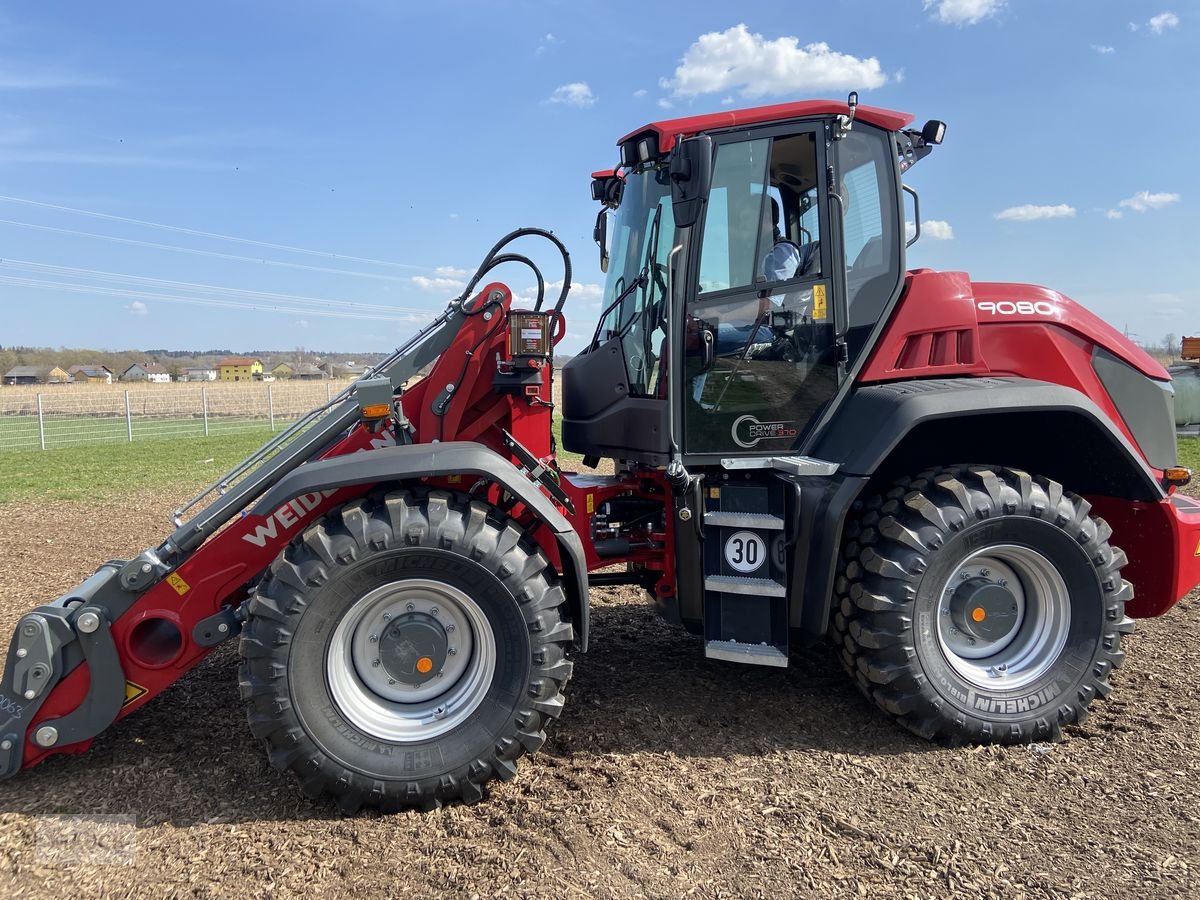 Radlader des Typs Weidemann  9080 Radlader, Neumaschine in Burgkirchen (Bild 2)