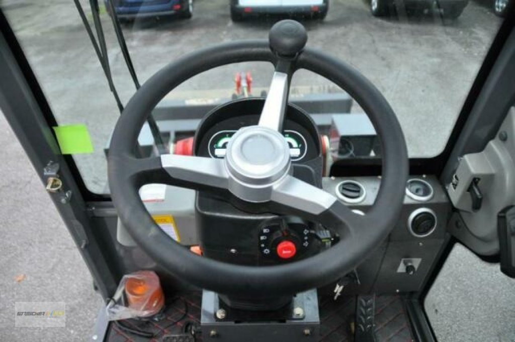 Radlader of the type WEMATIK 811, Neumaschine in Lalling (Picture 9)