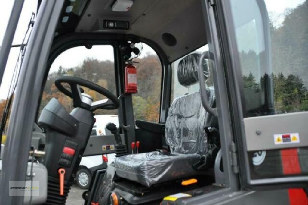 Radlader of the type WEMATIK 811, Neumaschine in Lalling (Picture 10)