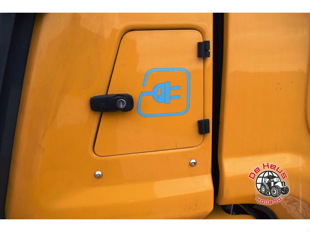 Radlader of the type XCMG XC918EV - Electric, Neumaschine in MIJNSHEERENLAND (Picture 8)