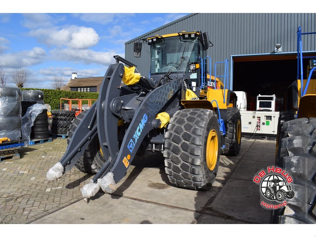 Radlader of the type XCMG XC975EV, Neumaschine in MIJNSHEERENLAND (Picture 5)