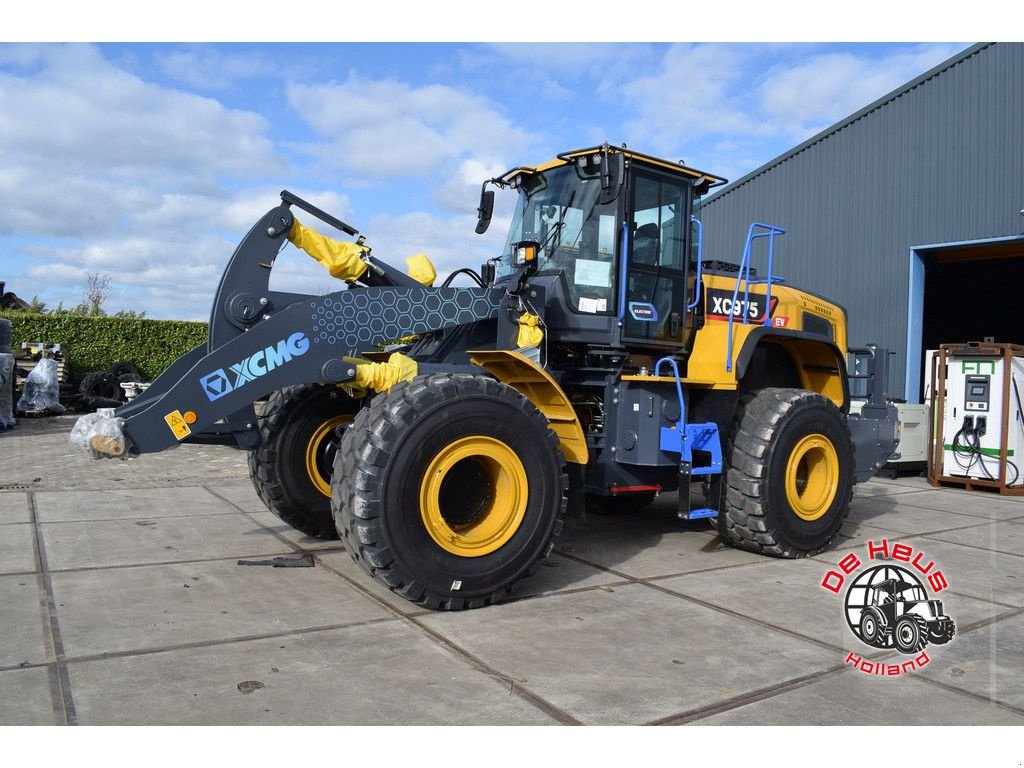 Radlader of the type XCMG XC975EV, Neumaschine in MIJNSHEERENLAND (Picture 2)