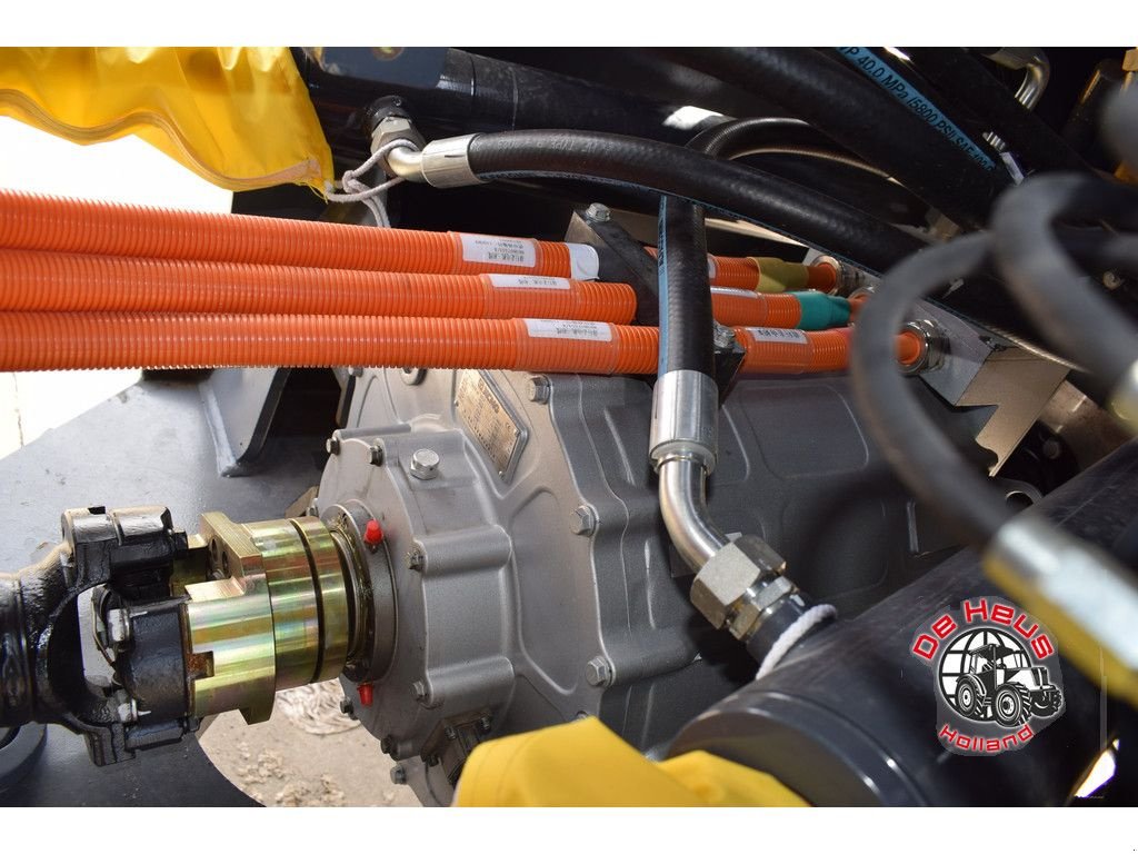 Radlader of the type XCMG XC975EV, Neumaschine in MIJNSHEERENLAND (Picture 8)