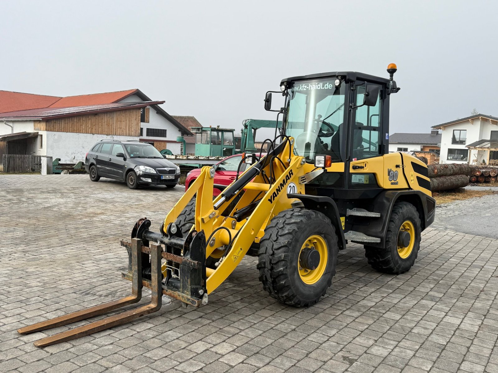 Radlader des Typs Yanmar V 80 nur 330h, Gebrauchtmaschine in Neureichenau (Bild 2)