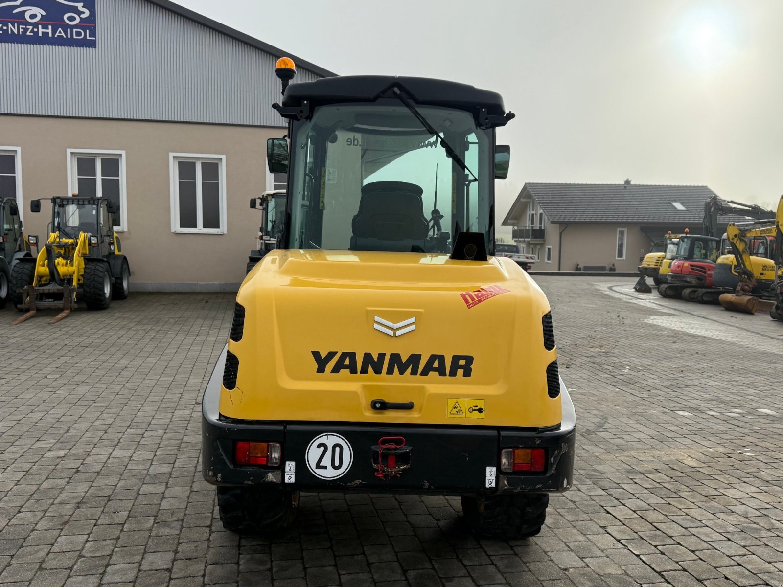 Radlader des Typs Yanmar V 80 nur 330h, Gebrauchtmaschine in Neureichenau (Bild 7)