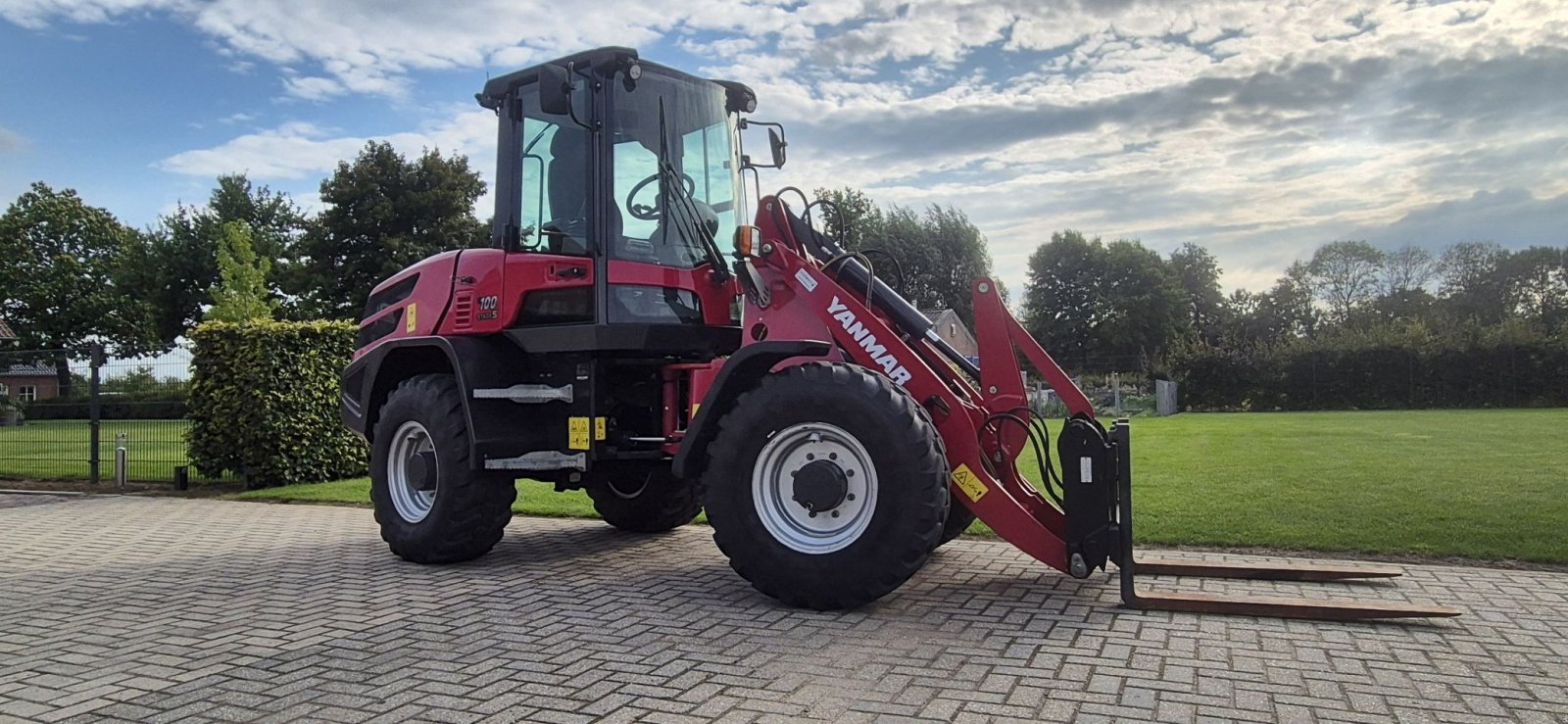 Radlader του τύπου Yanmar V100-5, Gebrauchtmaschine σε Sevenum (Φωτογραφία 1)