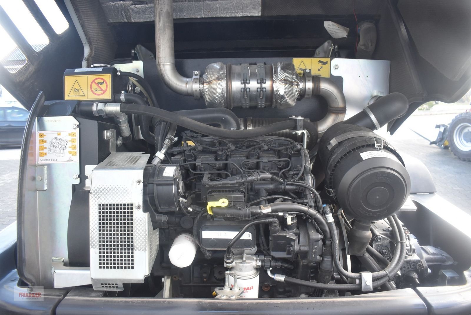 Radlader του τύπου Yanmar V100 mit Straßenzulassung, Gebrauchtmaschine σε Putzleinsdorf (Φωτογραφία 10)