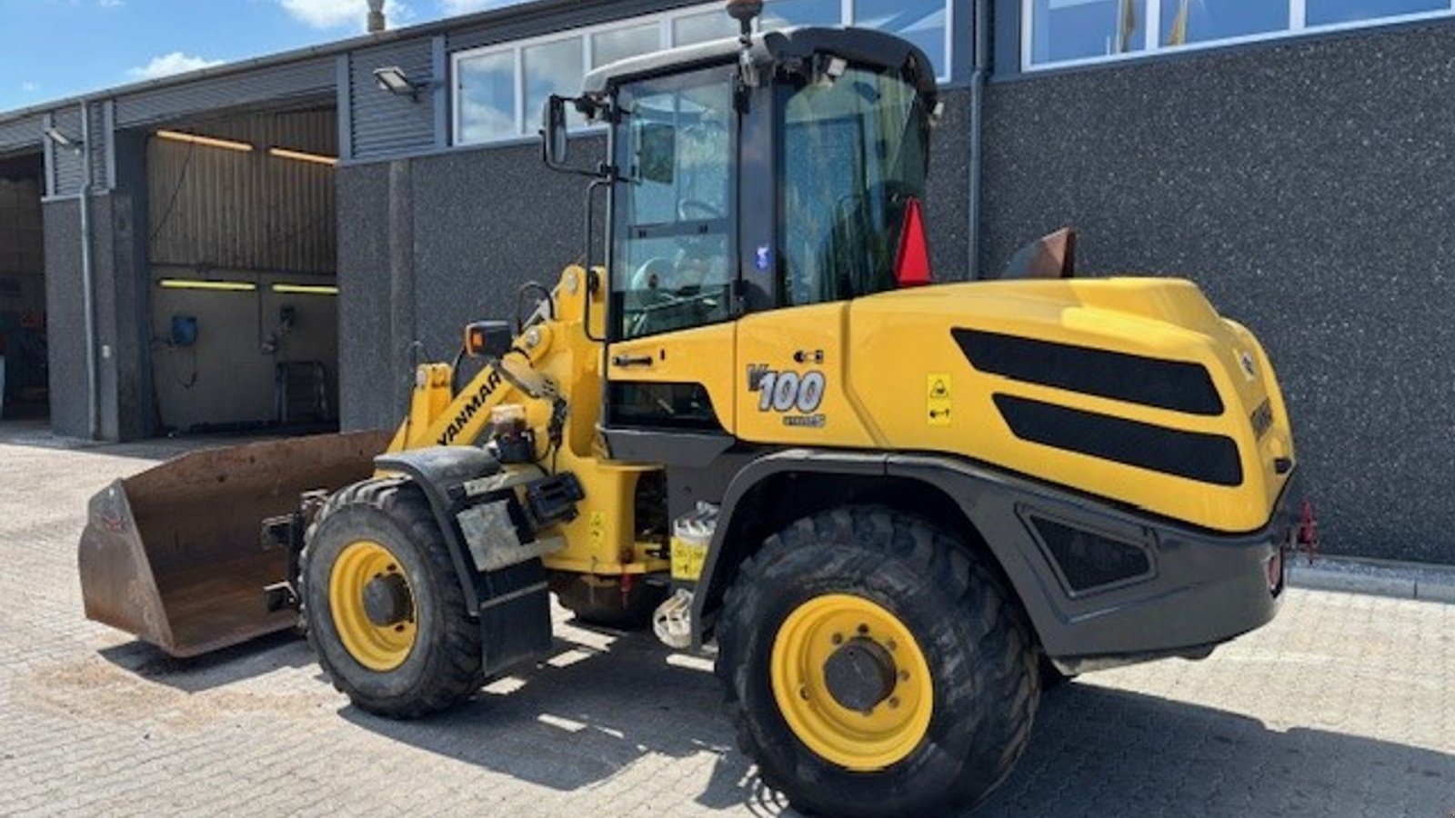 Radlader des Typs Yanmar V100, Gebrauchtmaschine in Nørresundby (Bild 2)