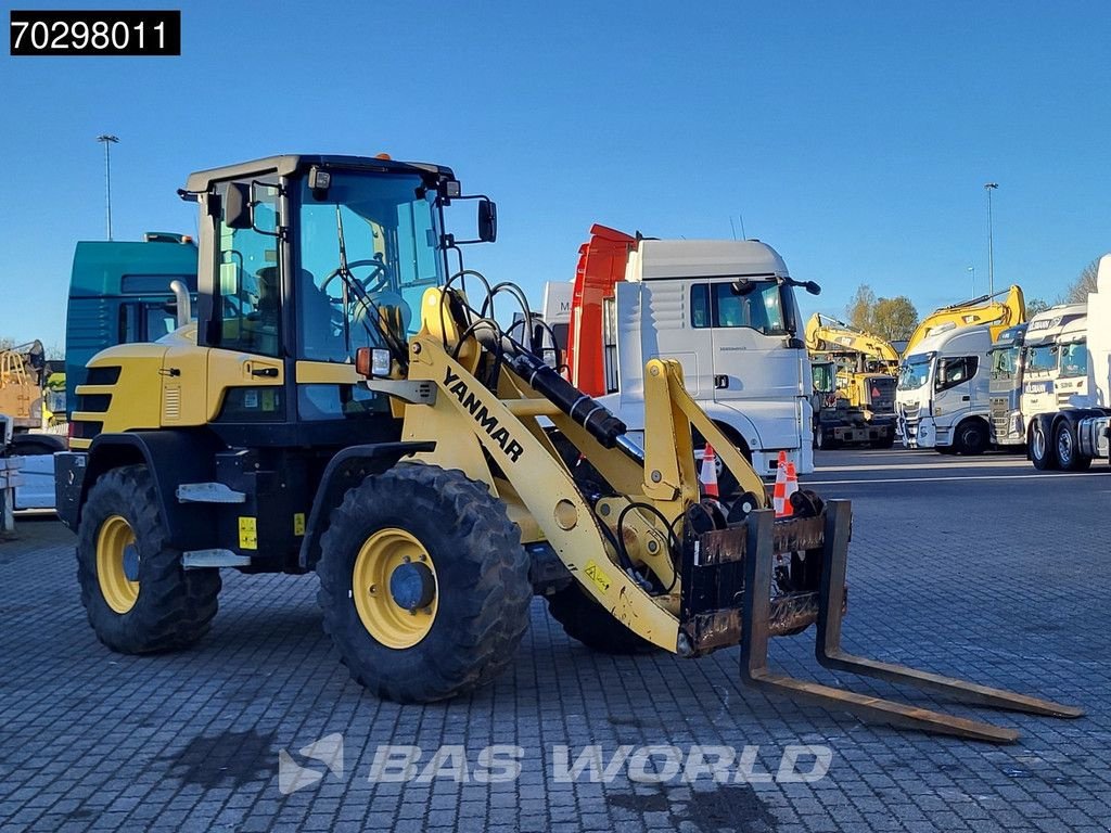 Radlader tip Yanmar V120 Bucket + Forks, Gebrauchtmaschine in Veghel (Poză 10)