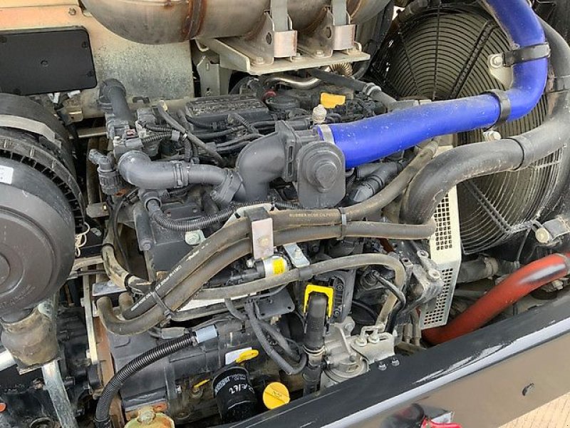 Radlader tip Yanmar V120, Gebrauchtmaschine in Kaunas (Poză 11)