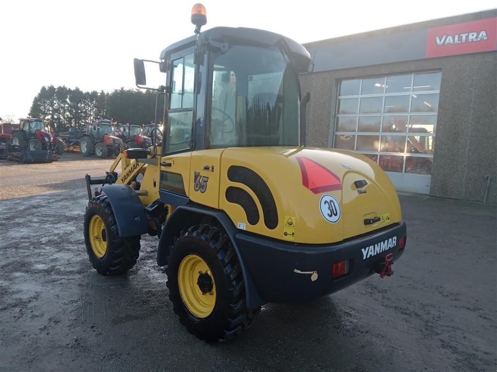 Radlader des Typs Yanmar v65, Gebrauchtmaschine in Gudbjerg (Bild 3)