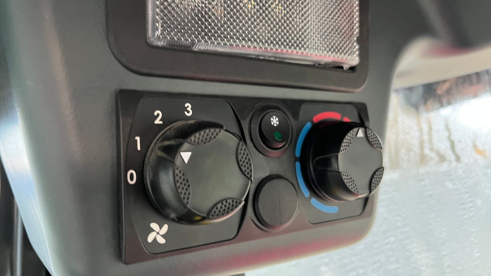 Radlader tip Yanmar V7-HW, Gebrauchtmaschine in Horsens (Poză 14)