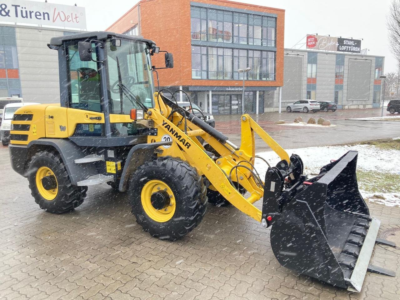 Radlader typu Yanmar V80, Gebrauchtmaschine v Stuhr (Obrázek 3)