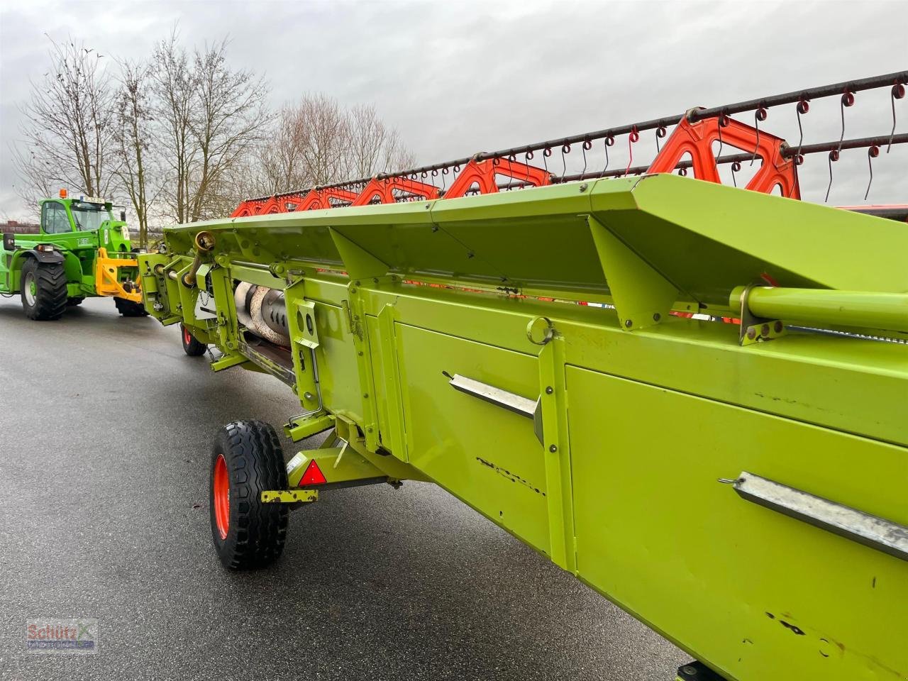 Rapsschneidwerk des Typs CLAAS Schneidwerk V900 mit Wagen und Rapsausrüstung, Gebrauchtmaschine in Schierling (Bild 9)