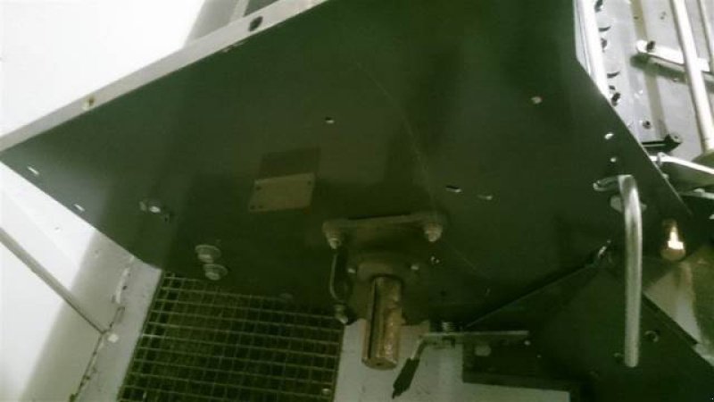 Rapsschneidwerk des Typs Fendt 6335C, Gebrauchtmaschine in Hemmet (Bild 4)