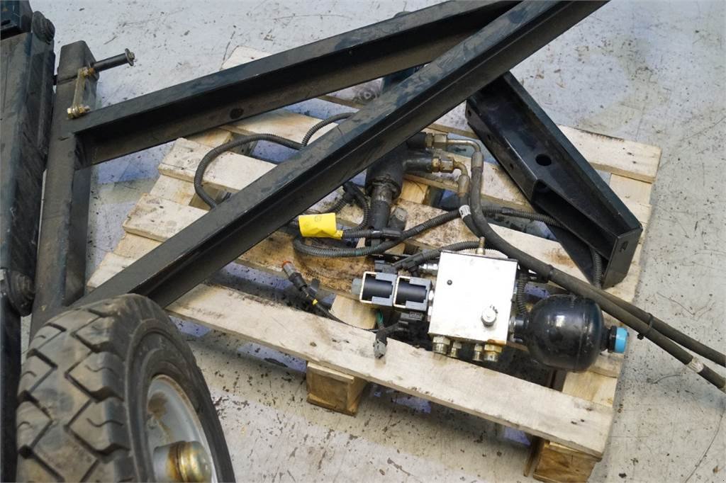 Rapsschneidwerk des Typs Sonstige Hydraulisk støttehjul, Gebrauchtmaschine in Hemmet (Bild 13)