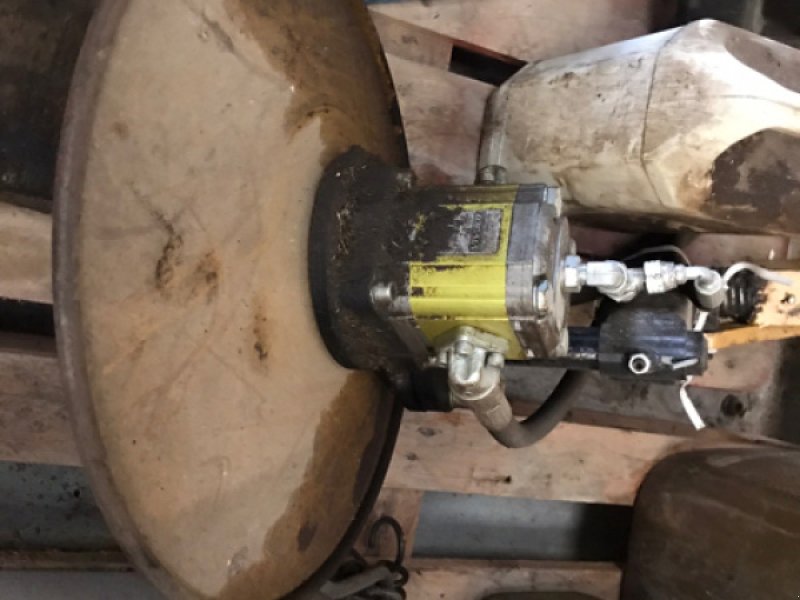 Rapstrennbalken des Typs Concept Perugini Tondeuses Alizée, Gebrauchtmaschine in VERT TOULON (Bild 1)