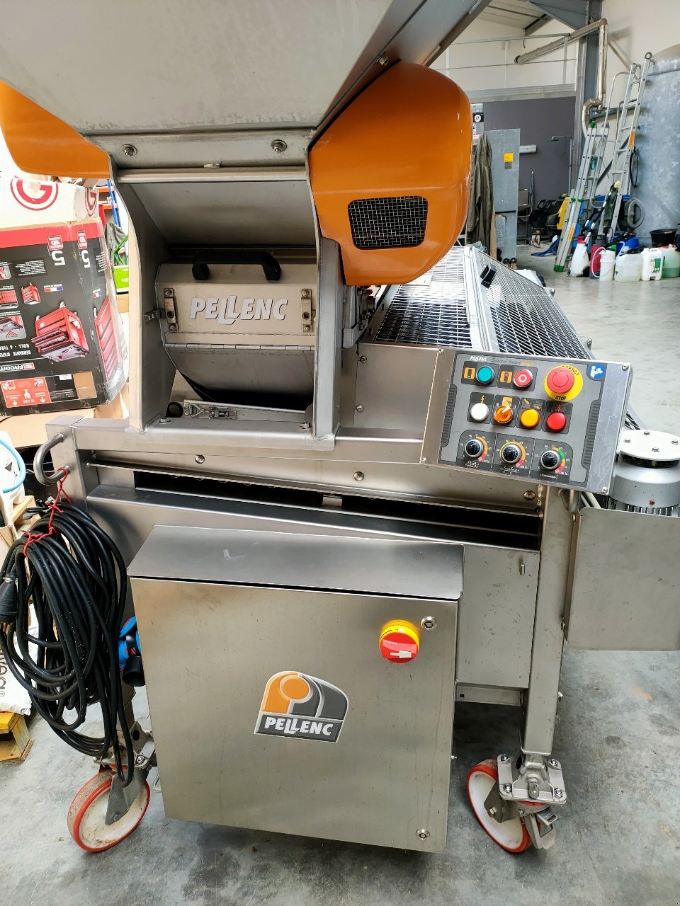 Rapstrennbalken des Typs Pellenc Winery M, Gebrauchtmaschine in CREZANCY EN SANCERRE (Bild 3)