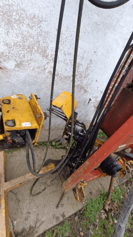 Rapstrennbalken tip Rabaud Turbfrap 200, Gebrauchtmaschine in COGNAC LA FORET (Poză 3)