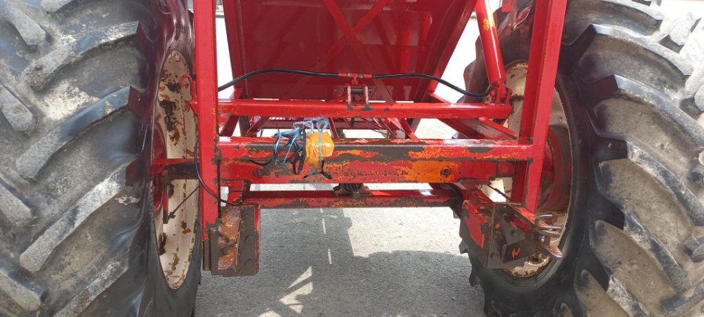 Rapstrennbalken του τύπου Sonstige Benne basculante, Gebrauchtmaschine σε VERT TOULON (Φωτογραφία 7)