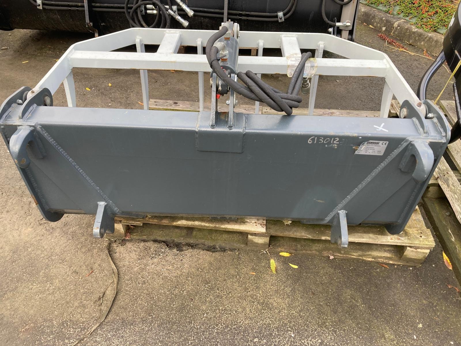 Rapstrennbalken tip Sonstige BENNE MULTISERVICE, Gebrauchtmaschine in ISIGNY-LE-BUAT (Poză 2)