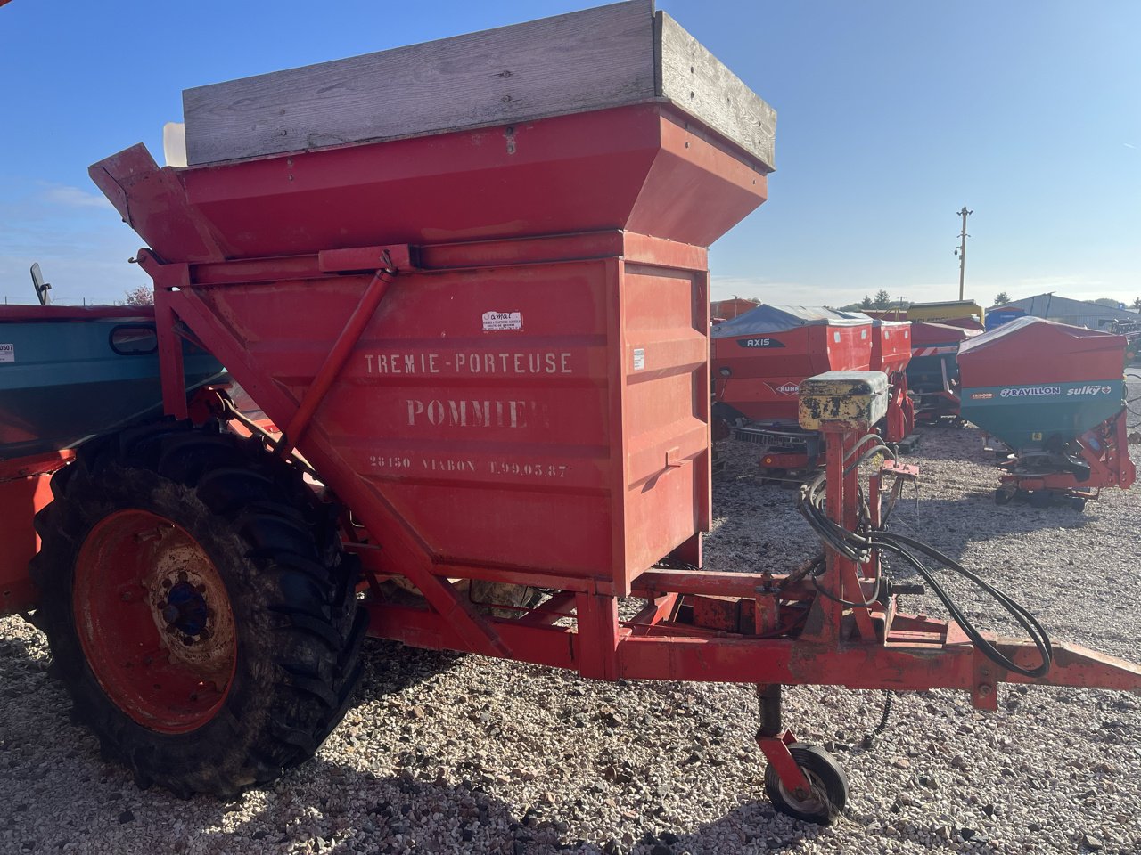 Rapstrennbalken des Typs Sonstige Trémie Pommier, Gebrauchtmaschine in VERT TOULON (Bild 3)