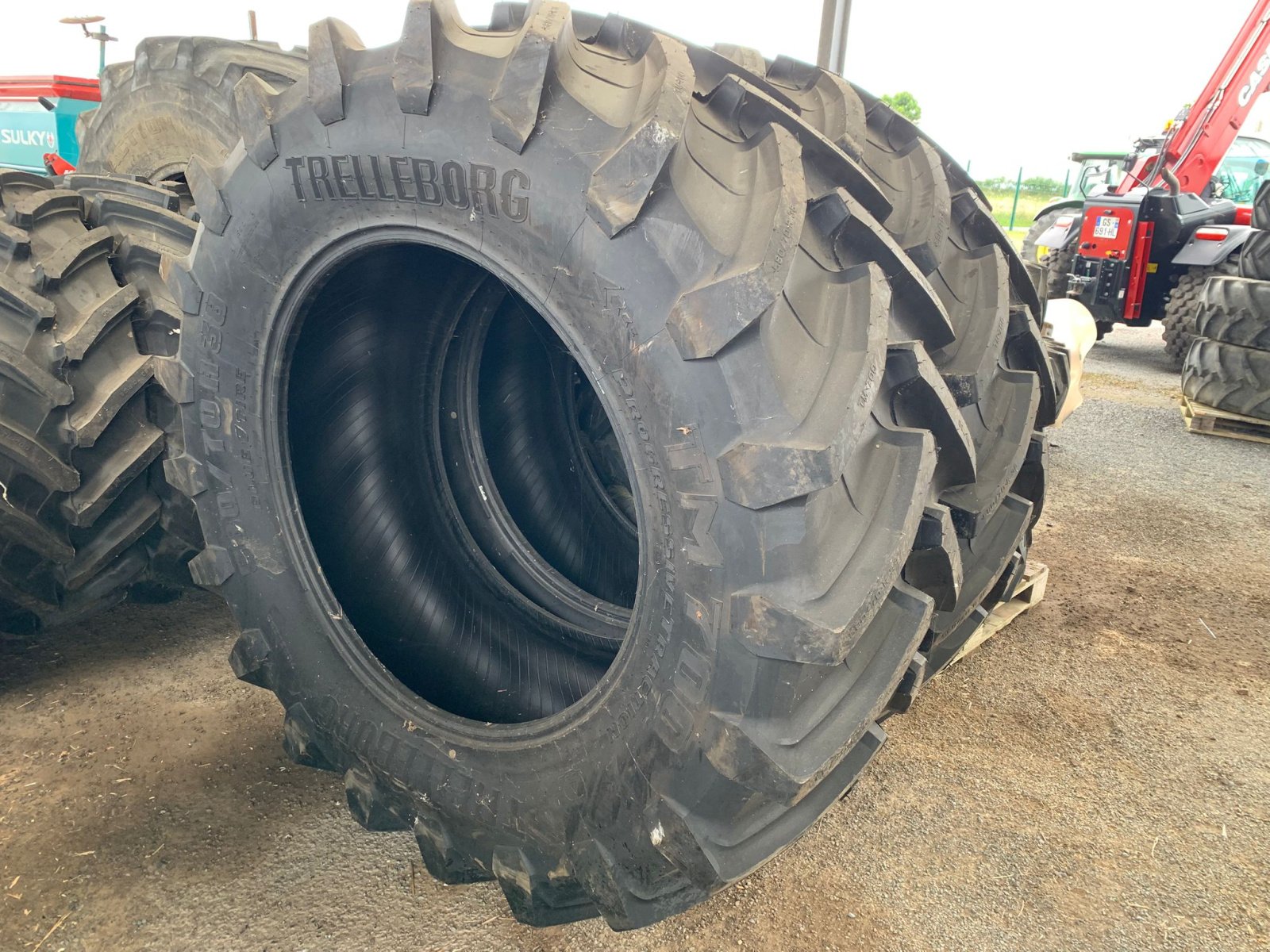 Rapstrennbalken του τύπου Trelleborg PNEUS, Gebrauchtmaschine σε CINTHEAUX (Φωτογραφία 1)