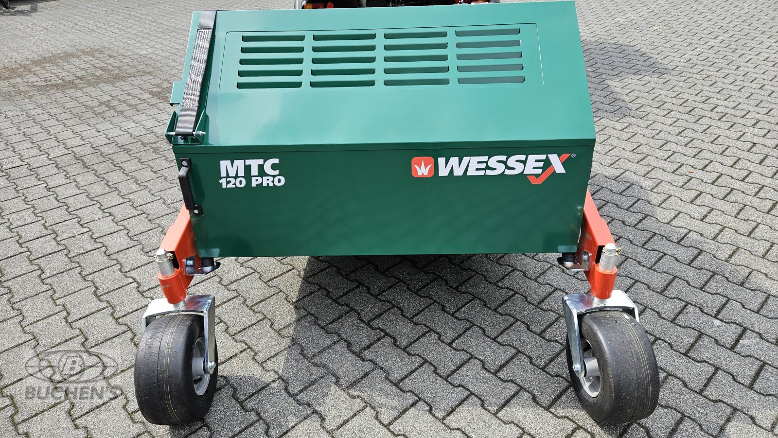 Rasenkehrmaschine & Laubkehrmaschine typu Wessex MTC 120 PRO, Neumaschine v Olpe (Obrázek 4)