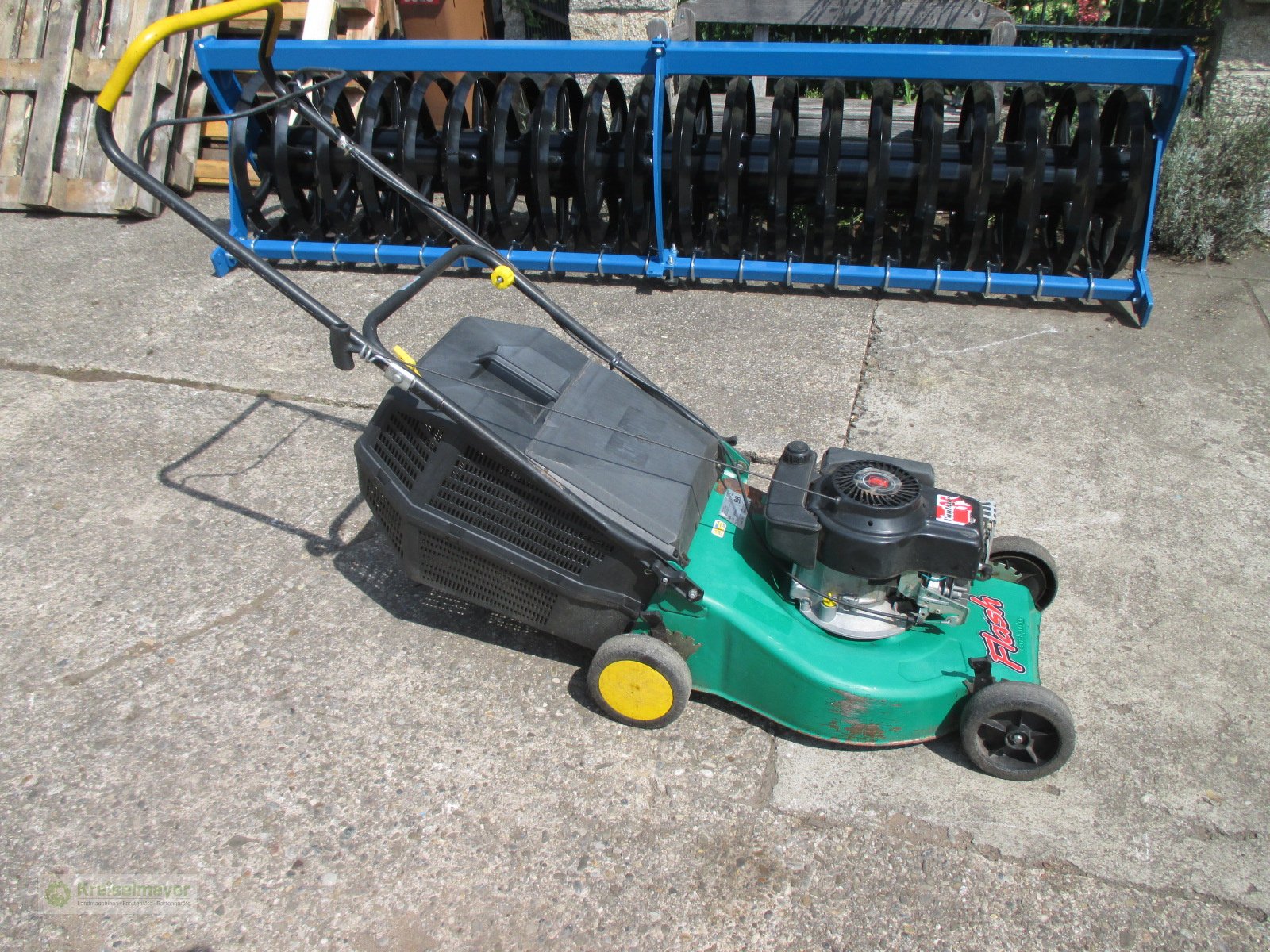 Rasenmäher des Typs Castelgarden R 484, Neumaschine in Feuchtwangen (Bild 1)