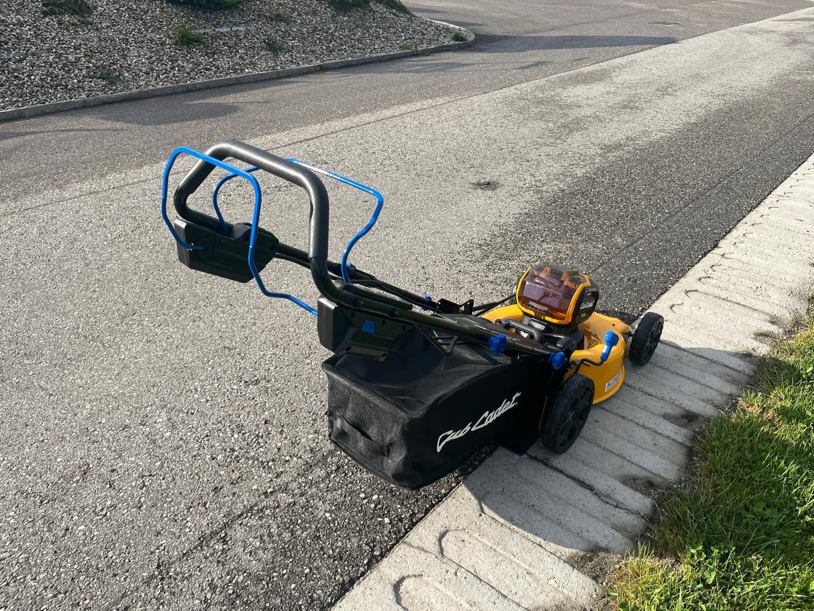 Rasenmäher Türe ait Cub Cadet Cub Cadet LM5 E51 R, Neumaschine içinde NATTERNBACH (resim 2)