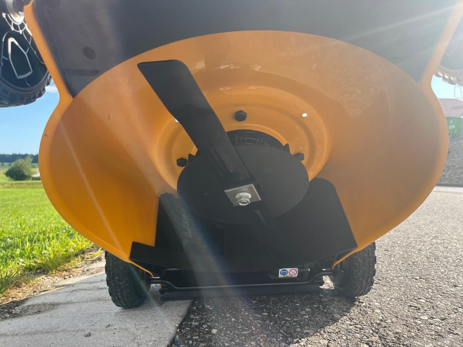 Rasenmäher Türe ait Cub Cadet Cub Cadet LM5 E51 R, Neumaschine içinde NATTERNBACH (resim 5)