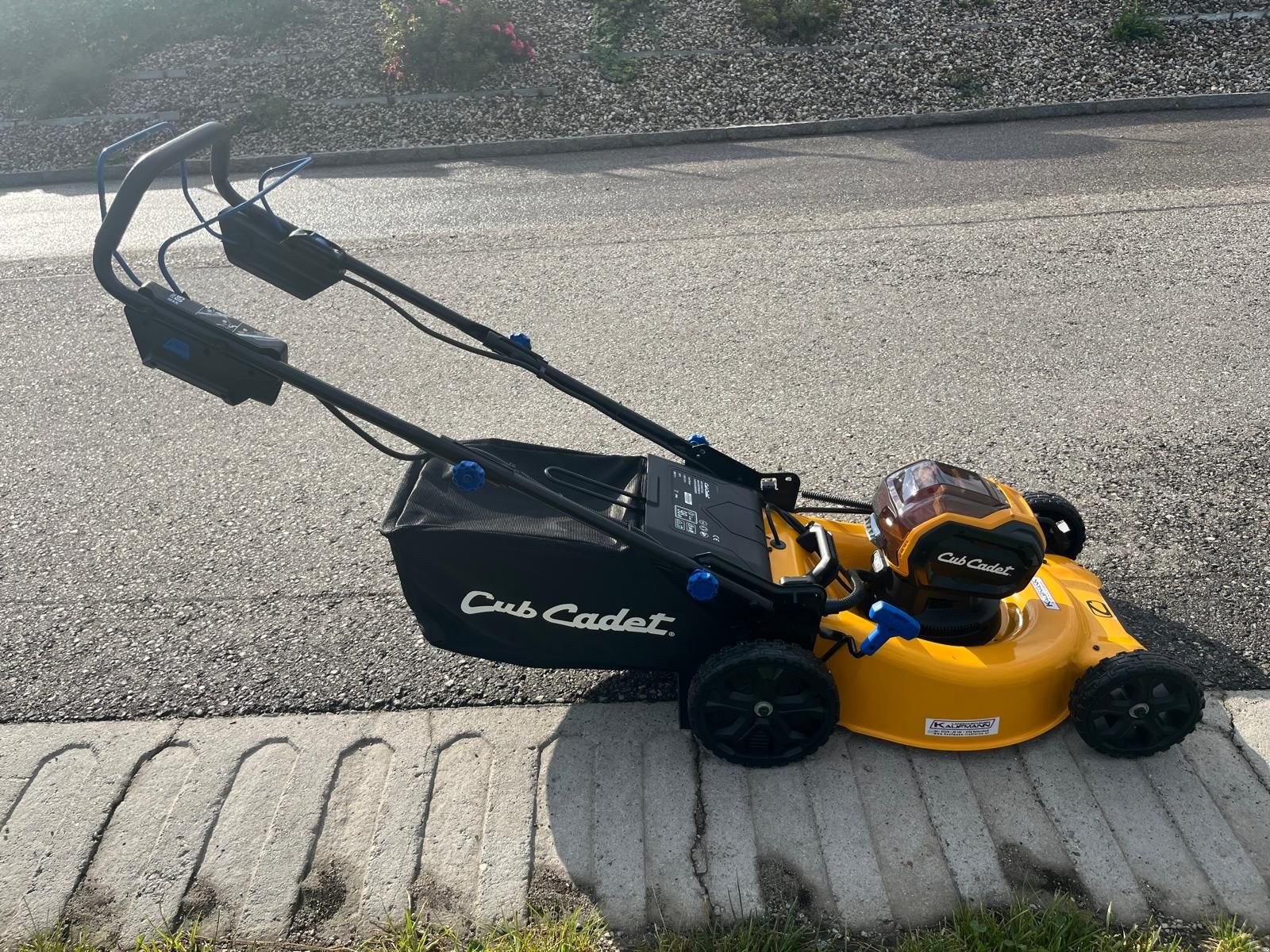 Rasenmäher Türe ait Cub Cadet Cub Cadet LM5 E51 R, Neumaschine içinde NATTERNBACH (resim 8)