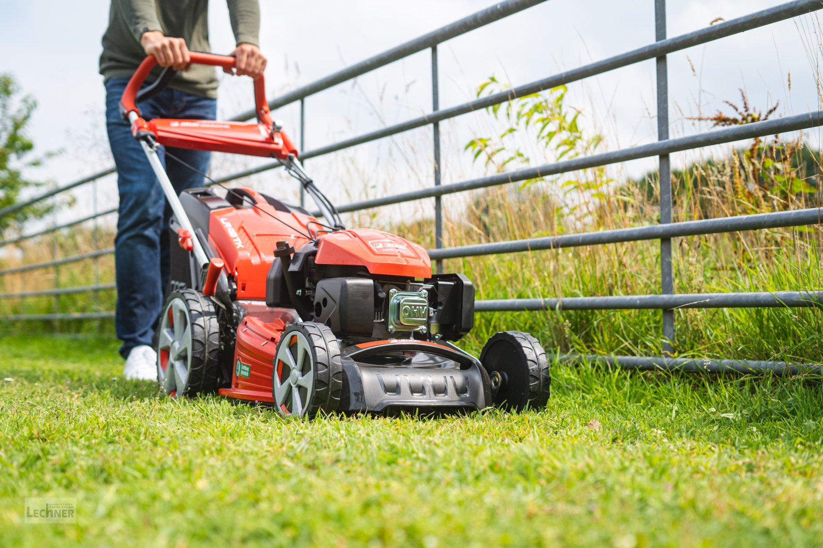 Rasenmäher του τύπου Efco LR 48 TK Allroad Plus 4, Neumaschine σε Bad Abbach-Dünzling (Φωτογραφία 2)
