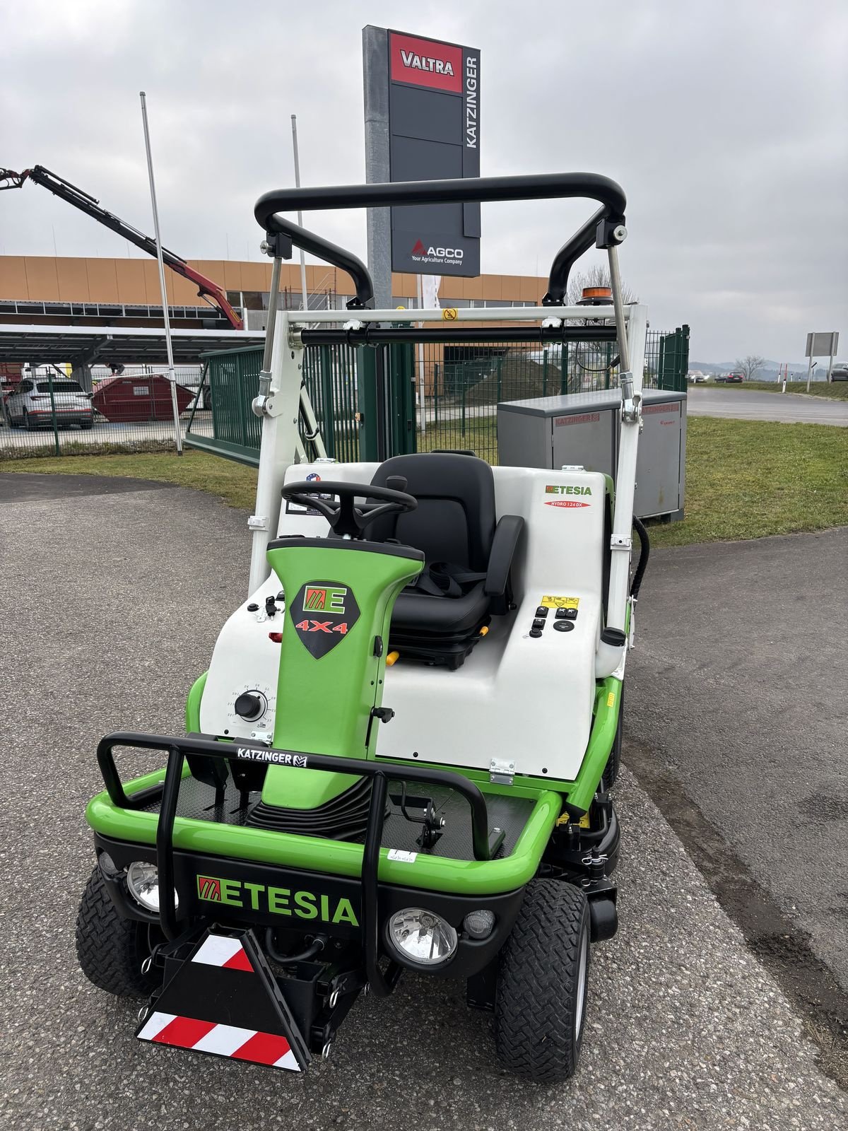 Rasenmäher tip Etesia H 124 DX, Gebrauchtmaschine in Arnreit (Poză 1)
