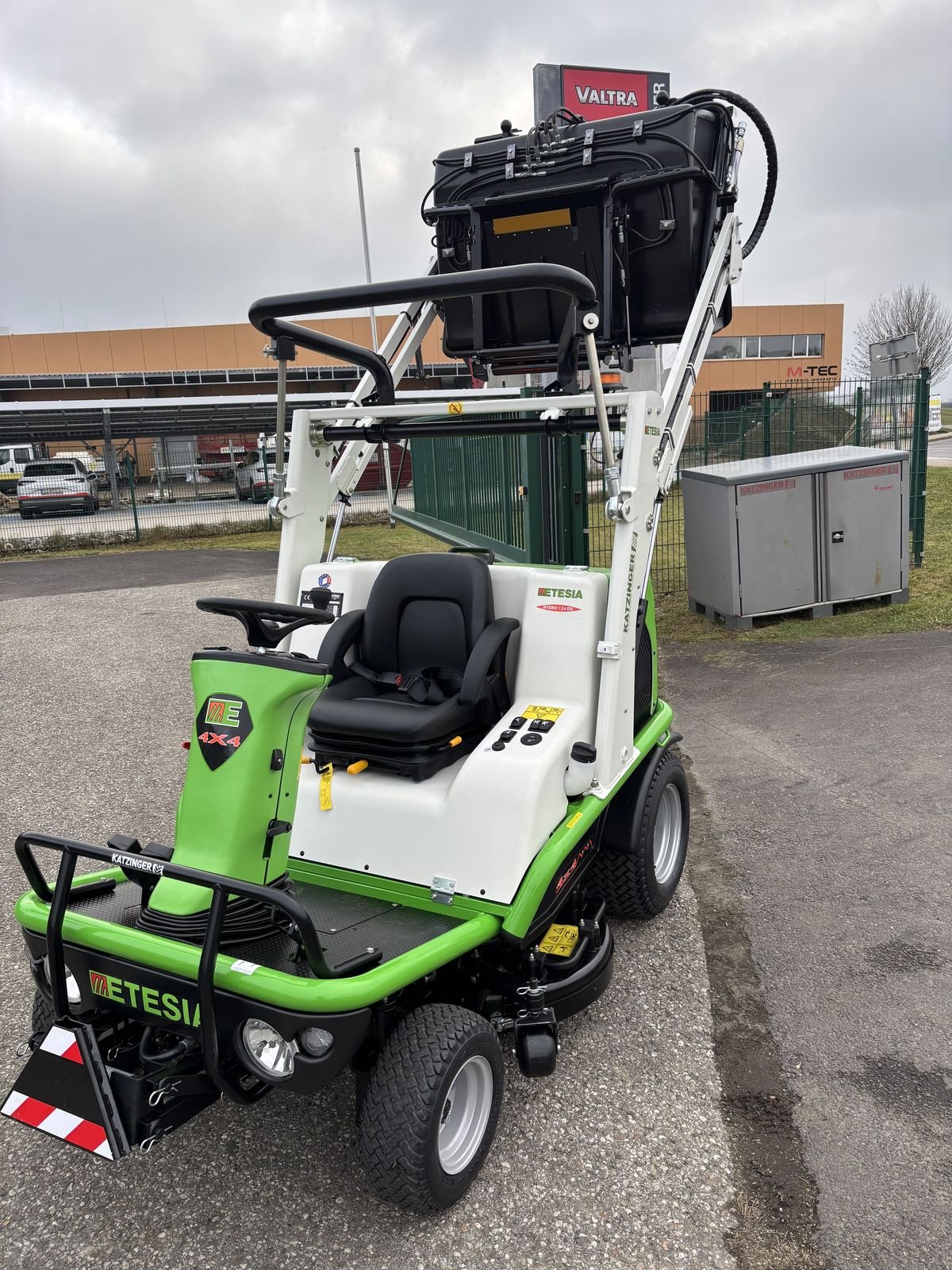 Rasenmäher tip Etesia H 124 DX, Gebrauchtmaschine in Arnreit (Poză 9)