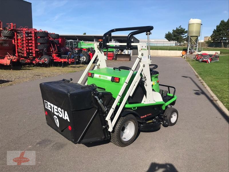Rasenmäher of the type Etesia H124DX, Neumaschine in Oederan (Picture 5)