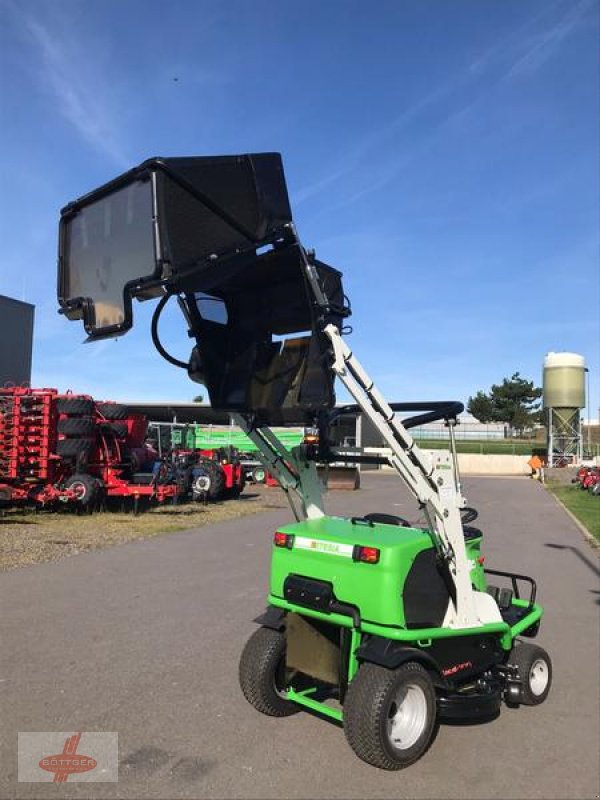 Rasenmäher of the type Etesia H124DX, Neumaschine in Oederan (Picture 8)