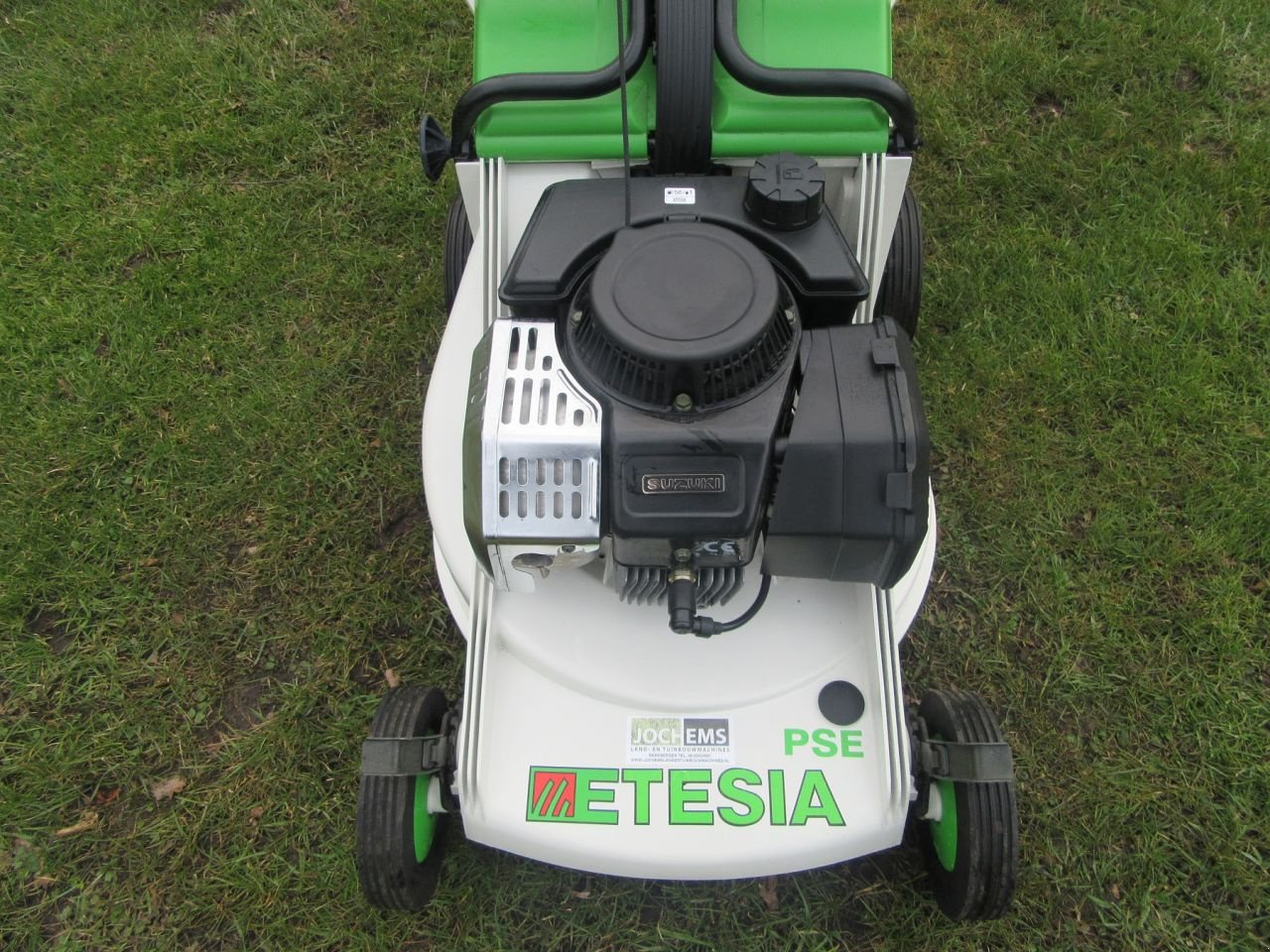 Rasenmäher des Typs Etesia PSE, Neumaschine in Klarenbeek (Bild 2)