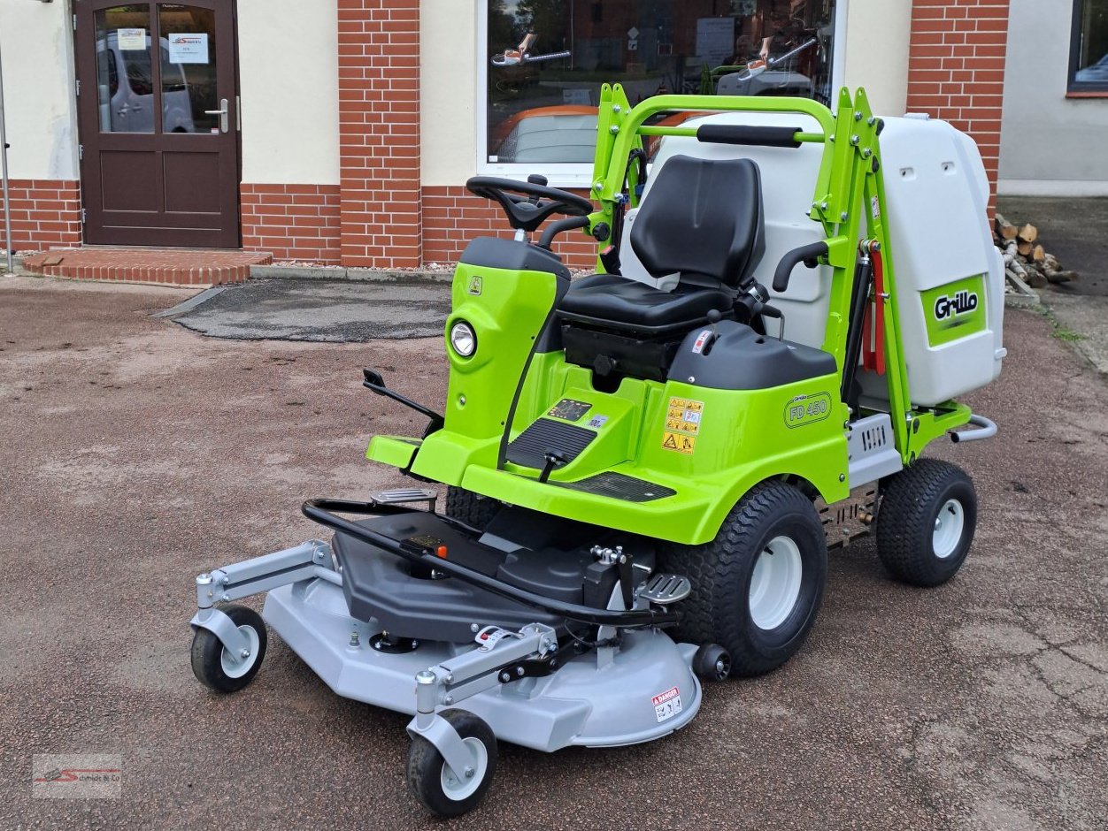 Rasenmäher of the type Grillo FD 450, Neumaschine in Granzin OT Greven (Picture 1)